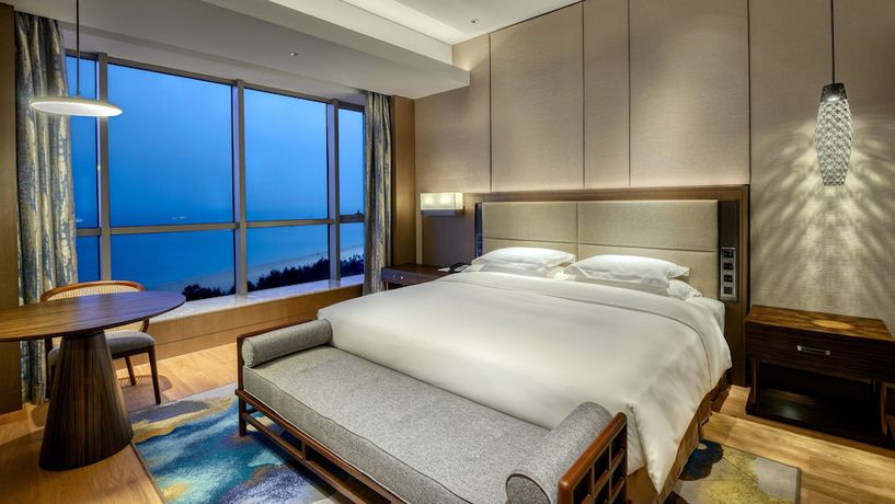 Imagen de la habitación del Hotel Crowne Plaza Beihai Silver Beach, An Ihg. Foto 9