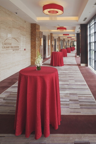 Imagen de los interiores del Hotel Crowne Plaza Beijing International Airport, An Ihg. Foto 11