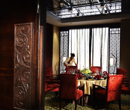 Imagen del bar/restaurante del Hotel Crowne Plaza Beijing Sun Palace, An Ihg. Foto 8