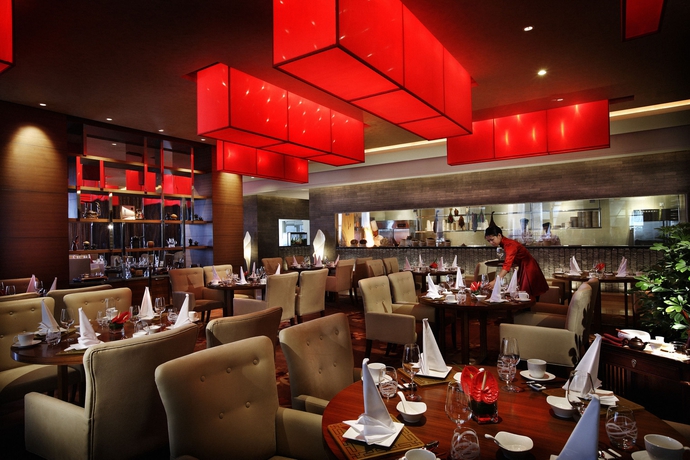 Imagen del bar/restaurante del Hotel Crowne Plaza Beijing Sun Palace, An Ihg. Foto 10