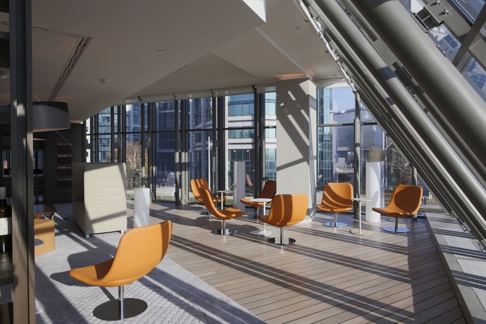 Imagen de los interiores del Hotel Crowne Plaza Belgrade, An Ihg. Foto 17