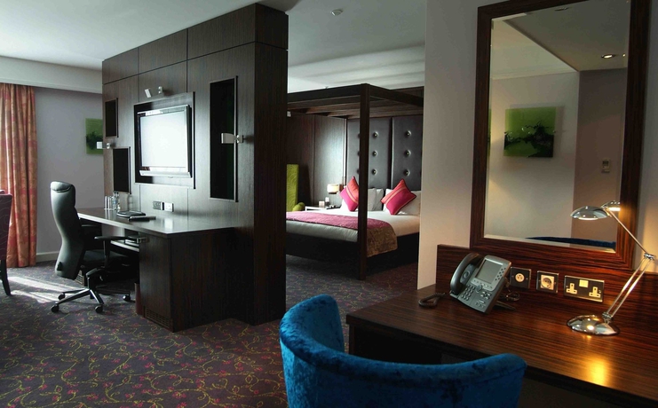 Imagen de la habitación del Hotel Crowne Plaza Blanchardstown, An Ihg. Foto 10