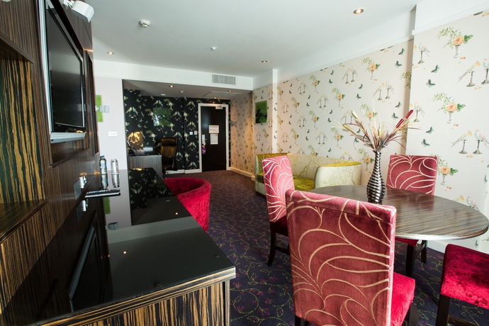 Imagen de la habitación del Hotel Crowne Plaza Blanchardstown, An Ihg. Foto 16