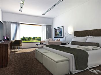 Imagen de la habitación del Hotel Crowne Plaza Buenos Aires Greenville. Foto 2