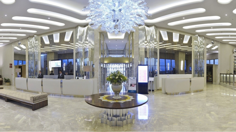 Imagen de los interiores del Hotel Crowne Plaza Bursa, An Ihg. Foto 8