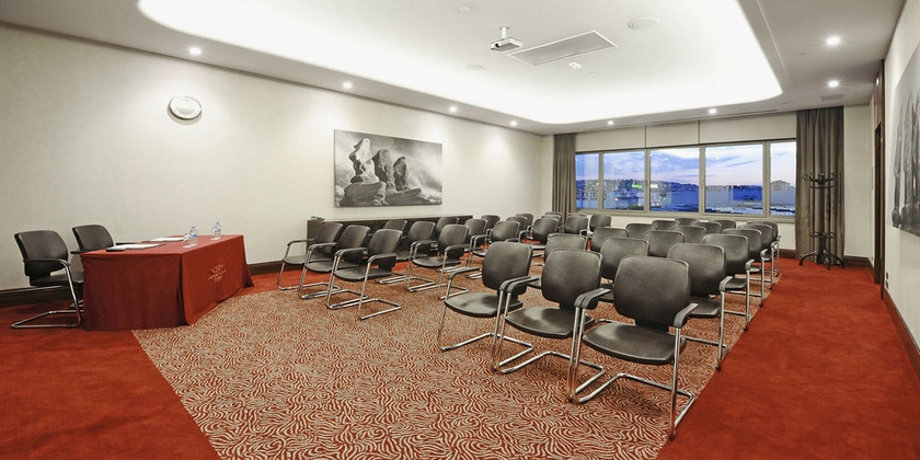 Imagen de los interiores del Hotel Crowne Plaza Bursa, An Ihg. Foto 12