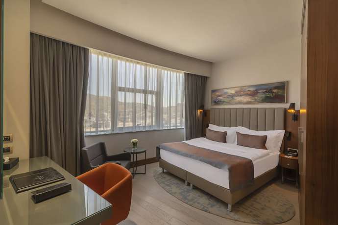 Imagen de la habitación del Hotel Crowne Plaza Cappadocia - Nevsehir, an IHG Hotel. Foto 2