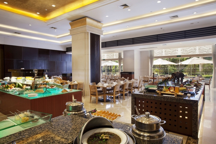 Imagen del bar/restaurante del Hotel Crowne Plaza Changshu, An Ihg. Foto 2