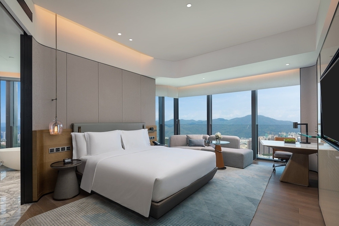 Imagen de la habitación del Hotel Crowne Plaza Chaozhou Riverside, an IHG. Foto 3