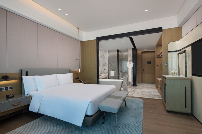 Imagen de la habitación del Hotel Crowne Plaza Chaozhou Riverside, an IHG. Foto 6