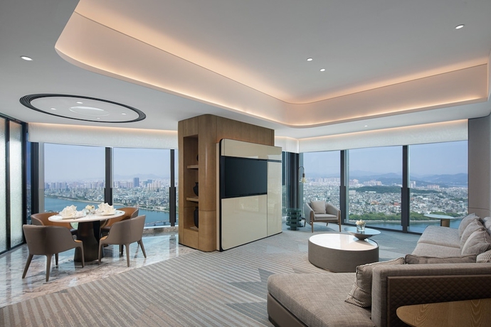 Imagen de la habitación del Hotel Crowne Plaza Chaozhou Riverside, an IHG. Foto 11