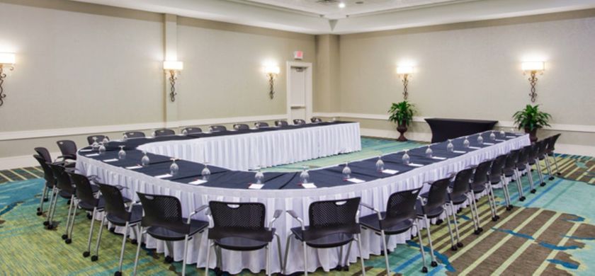 Imagen de los interiores del Hotel Crowne Plaza Charleston Airport - Conv Ctr, An Ihg. Foto 16