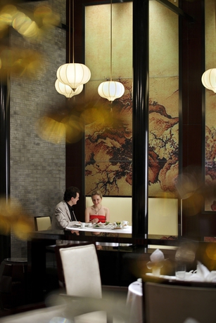 Imagen del bar/restaurante del Hotel Crowne Plaza Chengdu Panda Garden, An Ihg. Foto 5