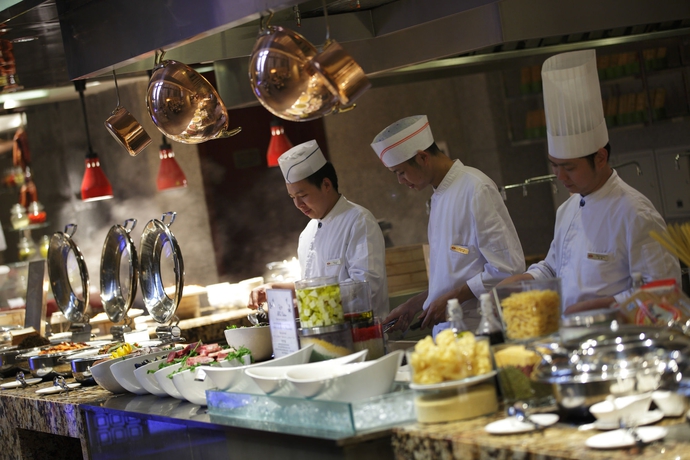 Imagen del bar/restaurante del Hotel Crowne Plaza Chengdu Panda Garden, An Ihg. Foto 6