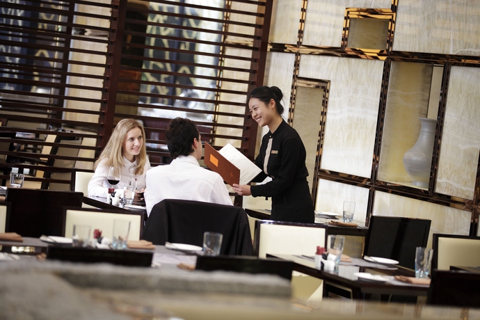 Imagen del bar/restaurante del Hotel Crowne Plaza Chengdu Panda Garden, An Ihg. Foto 14