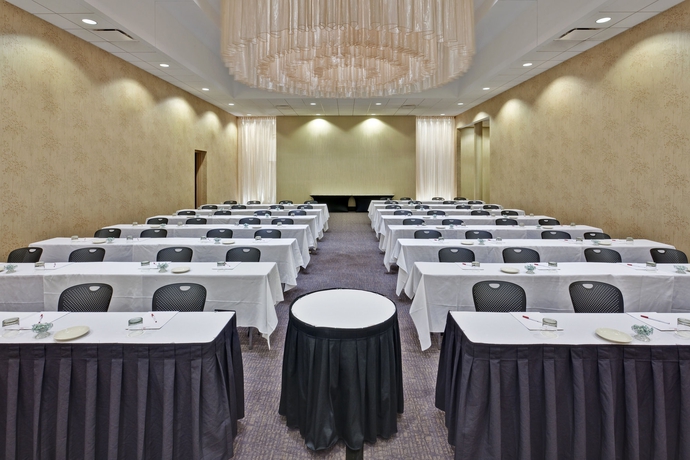 Imagen de los interiores del Hotel Crowne Plaza Chicago O'hare, An Ihg. Foto 9