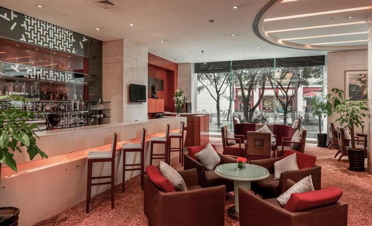 Imagen del bar/restaurante del Hotel Crowne Plaza Chongqing Jiefangbei, An Ihg. Foto 4