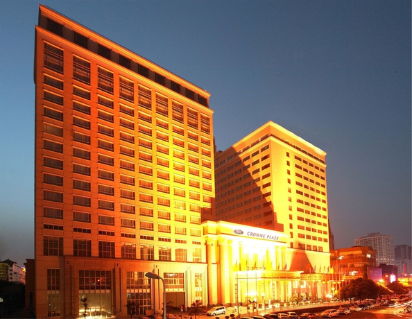 Imagen de los exteriores del Hotel Crowne Plaza City Center Ningbo, An Ihg. Foto 5
