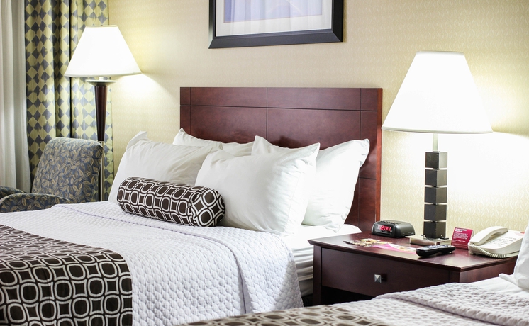 Imagen de la habitación del Hotel Crowne Plaza Cleveland Airport, An Ihg. Foto 6