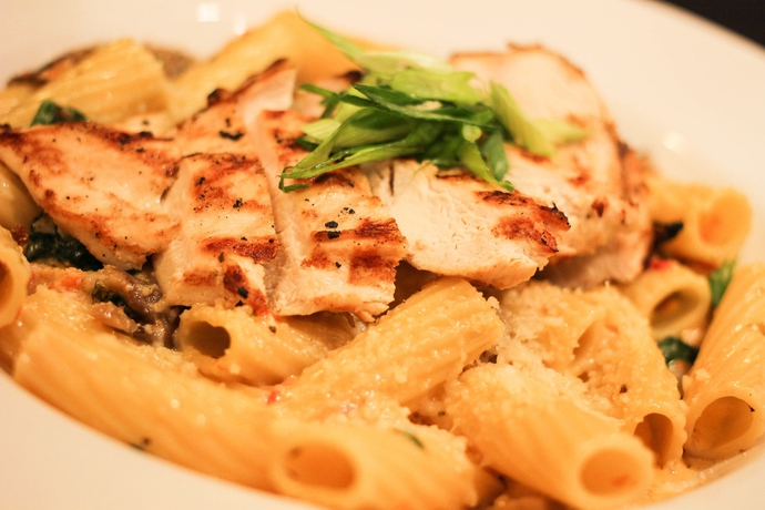 Imagen del bar/restaurante del Hotel Crowne Plaza Cleveland Airport, An Ihg. Foto 4