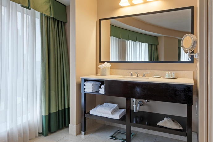 Imagen de la habitación del Hotel Crowne Plaza Cleveland At Playhouse Square, An Ihg. Foto 11