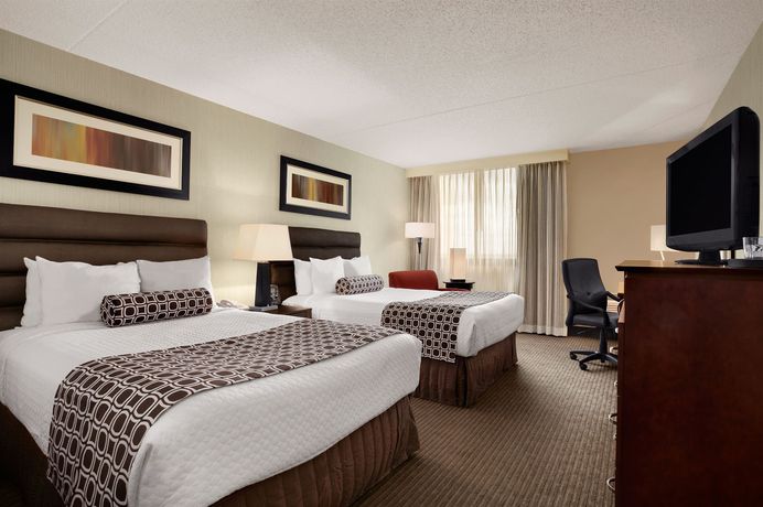 Imagen de los interiores del Hotel Crowne Plaza Columbus North- Worthington, An Ihg. Foto 16