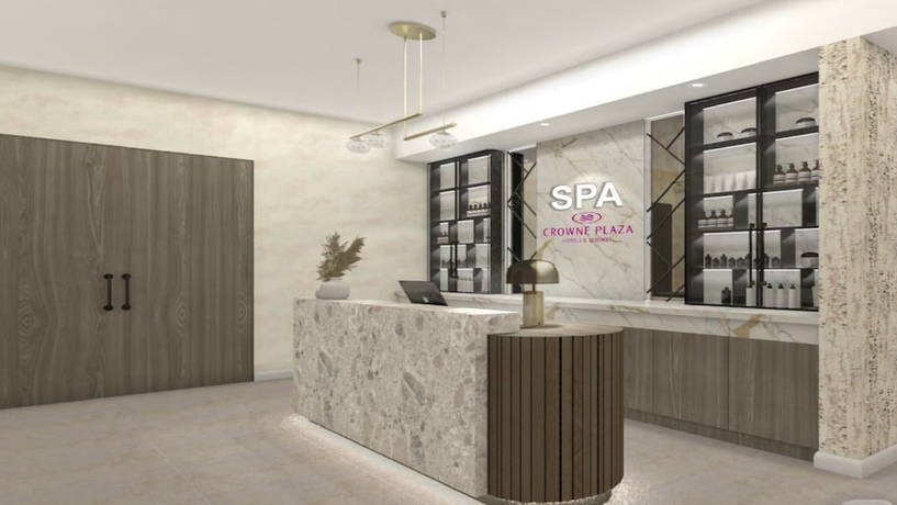 Imagen de la piscina del Hotel Crowne Plaza Constanta Mamaia Beach, an IHG. Foto 17