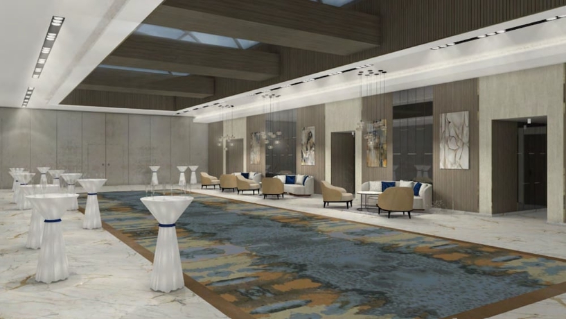 Imagen del bar/restaurante del Hotel Crowne Plaza Constanta Mamaia Beach, an IHG. Foto 2