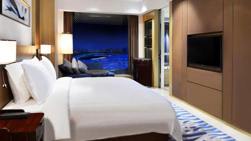 Imagen de la habitación del Hotel Crowne Plaza Dalian Sports Center, An Ihg. Foto 9