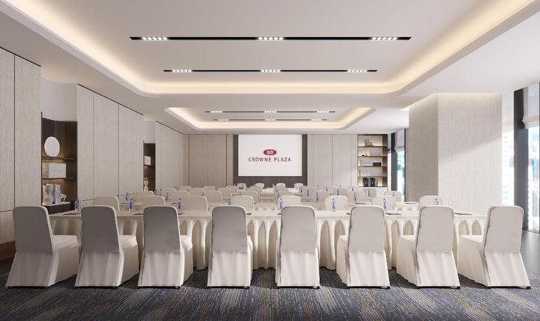 Imagen de los interiores del Hotel Crowne Plaza Dalian Xinghai, An Ihg. Foto 13