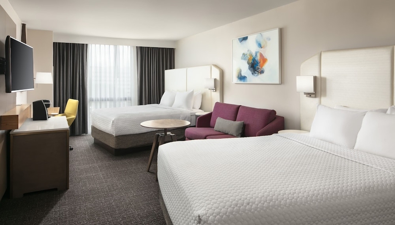 Imagen de la habitación del Hotel Crowne Plaza Dallas Love Field - Med Area, An Ihg. Foto 8