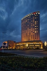 Imagen general del Hotel Crowne Plaza Dandong. Foto 1