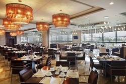 Imagen del bar/restaurante del Hotel Crowne Plaza Dandong. Foto 2