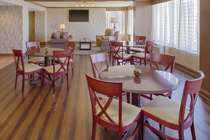 Imagen del bar/restaurante del Hotel Crowne Plaza Dayton. Foto 2