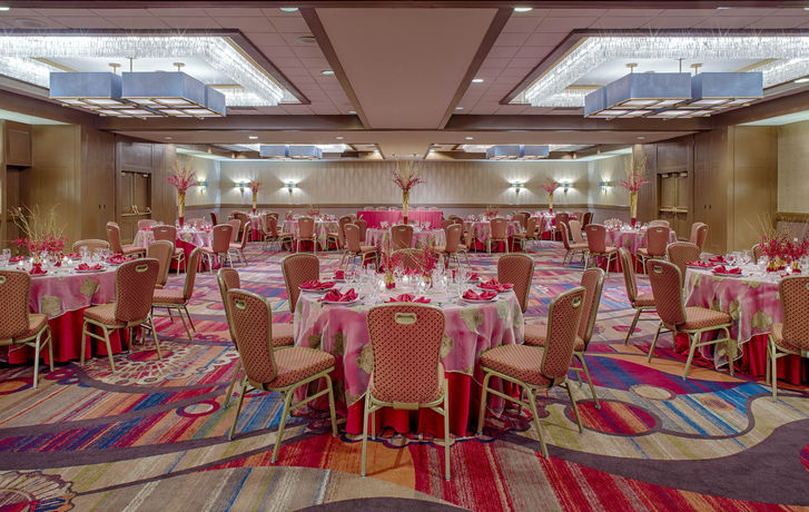 Imagen de los interiores del Hotel Crowne Plaza Dayton. Foto 9