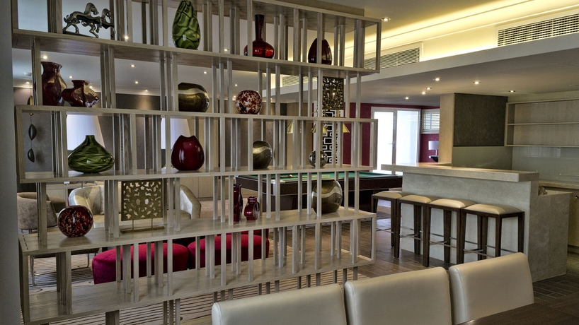 Imagen de los interiores del Hotel Crowne Plaza Dubai Deira, An Ihg. Foto 14