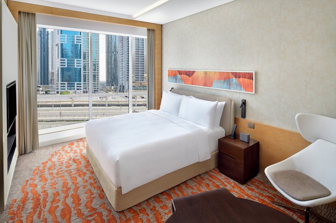 Imagen de la habitación del Hotel Crowne Plaza Dubai Marina. Foto 15