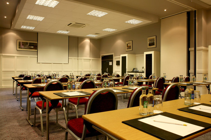 Imagen general del Hotel Crowne Plaza Dublin Airport, An Ihg. Foto 3