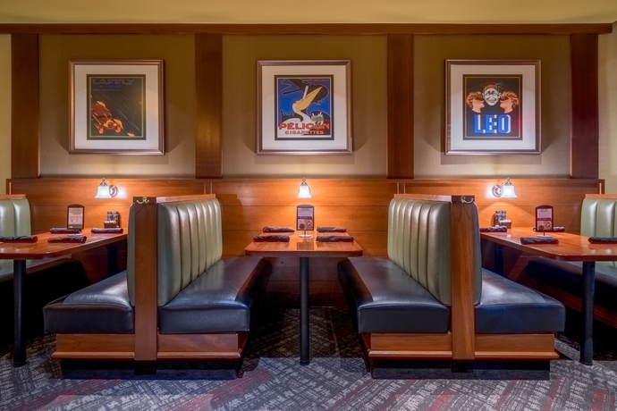 Imagen del bar/restaurante del Hotel Crowne Plaza Dulles Airport, An Ihg. Foto 6