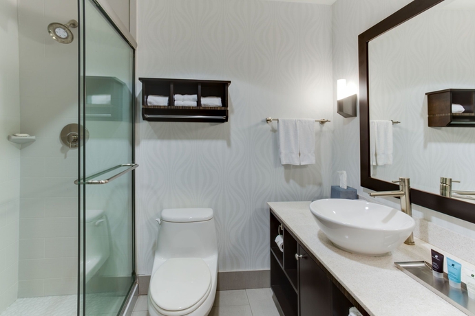 Imagen de la habitación del Hotel Crowne Plaza Fort Lauderdale Airport. Foto 4