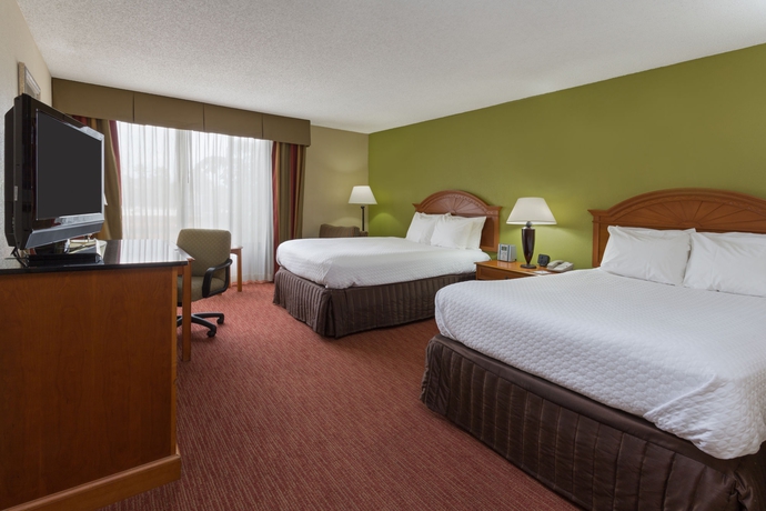 Imagen de la habitación del Hotel Crowne Plaza Fort Myers At Bell Tower Shops. Foto 13