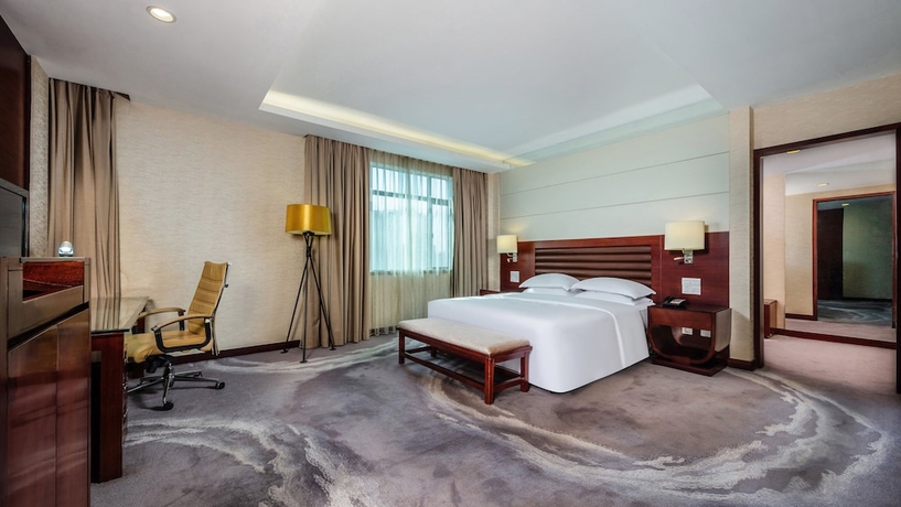 Imagen de la habitación del Hotel Crowne Plaza Foshan, An Ihg. Foto 2