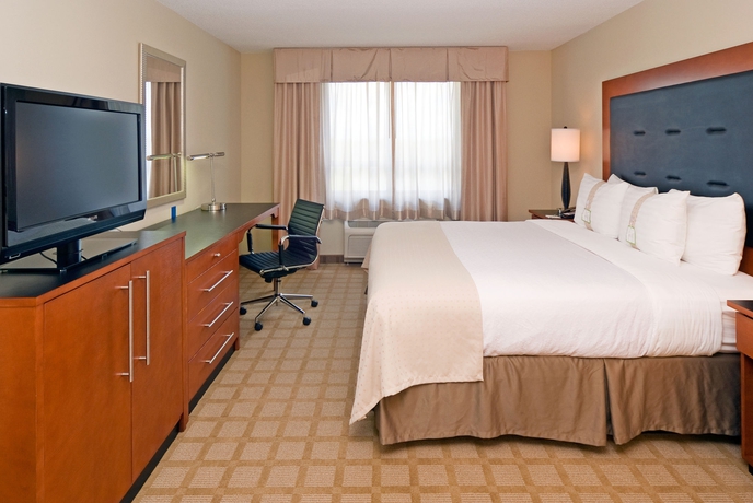 Imagen de la habitación del Hotel Crowne Plaza Ft. Myers Gulf Coast, An Ihg. Foto 9