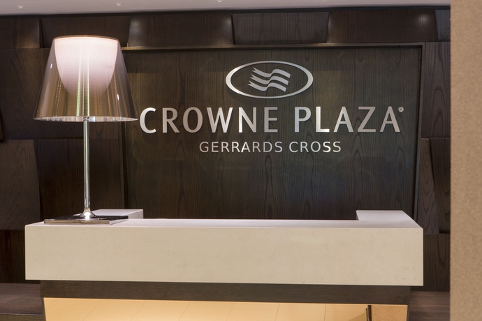 Imagen de los interiores del Hotel Crowne Plaza Gerrards Cross, An Ihg. Foto 12