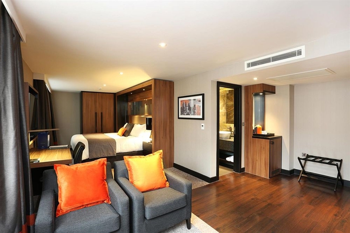 Imagen de los interiores del Hotel Crowne Plaza Gerrards Cross, An Ihg. Foto 13