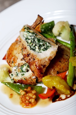 Imagen de la habitación del Hotel Crowne Plaza Greater Noida, An Ihg. Foto 6