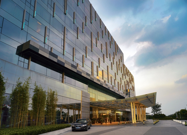 Imagen de los exteriores del Hotel Crowne Plaza Guangzhou Huadu, An Ihg. Foto 10