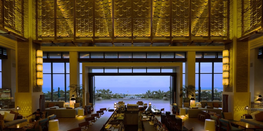 Imagen de los interiores del Hotel Crowne Plaza Hailing Island, An Ihg. Foto 17