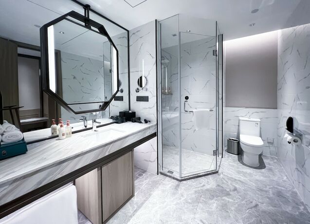 Imagen de la habitación del Hotel Crowne Plaza Hangzhou Linping, An Ihg. Foto 11