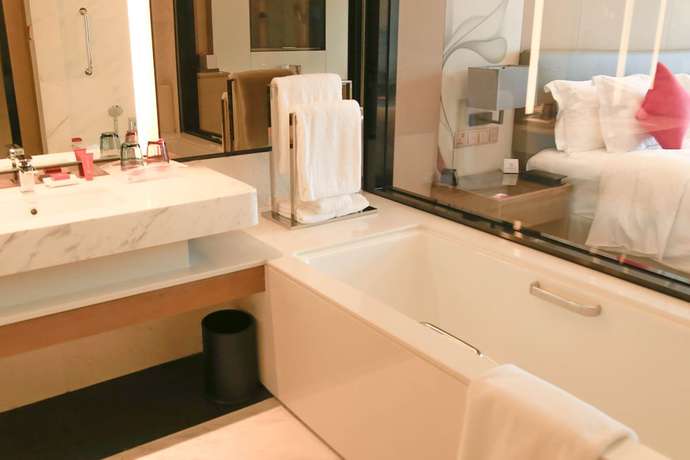 Imagen de la habitación del Hotel Crowne Plaza Hangzhou Qiantang. Foto 6